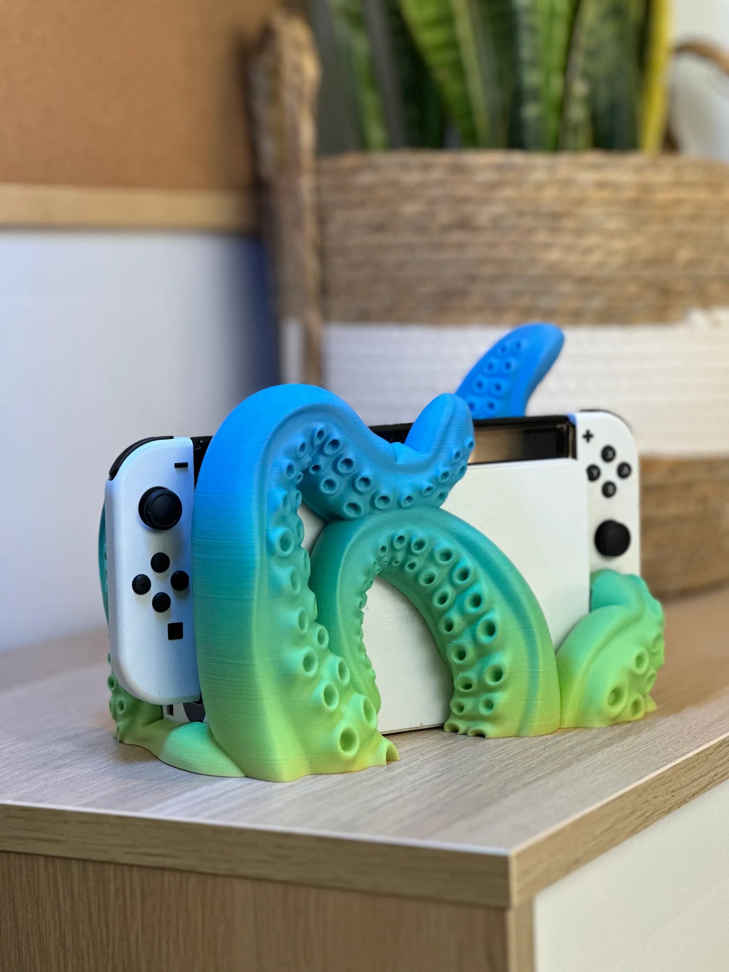 Nintendo Switch Tentacle Dock - Classic & OLED version