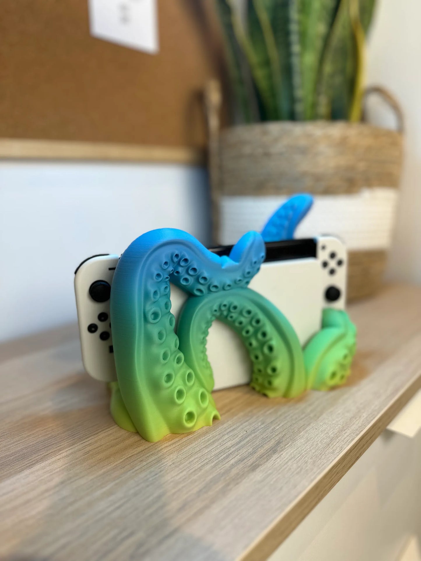 Nintendo Switch Tentacle Dock - Classic & OLED version