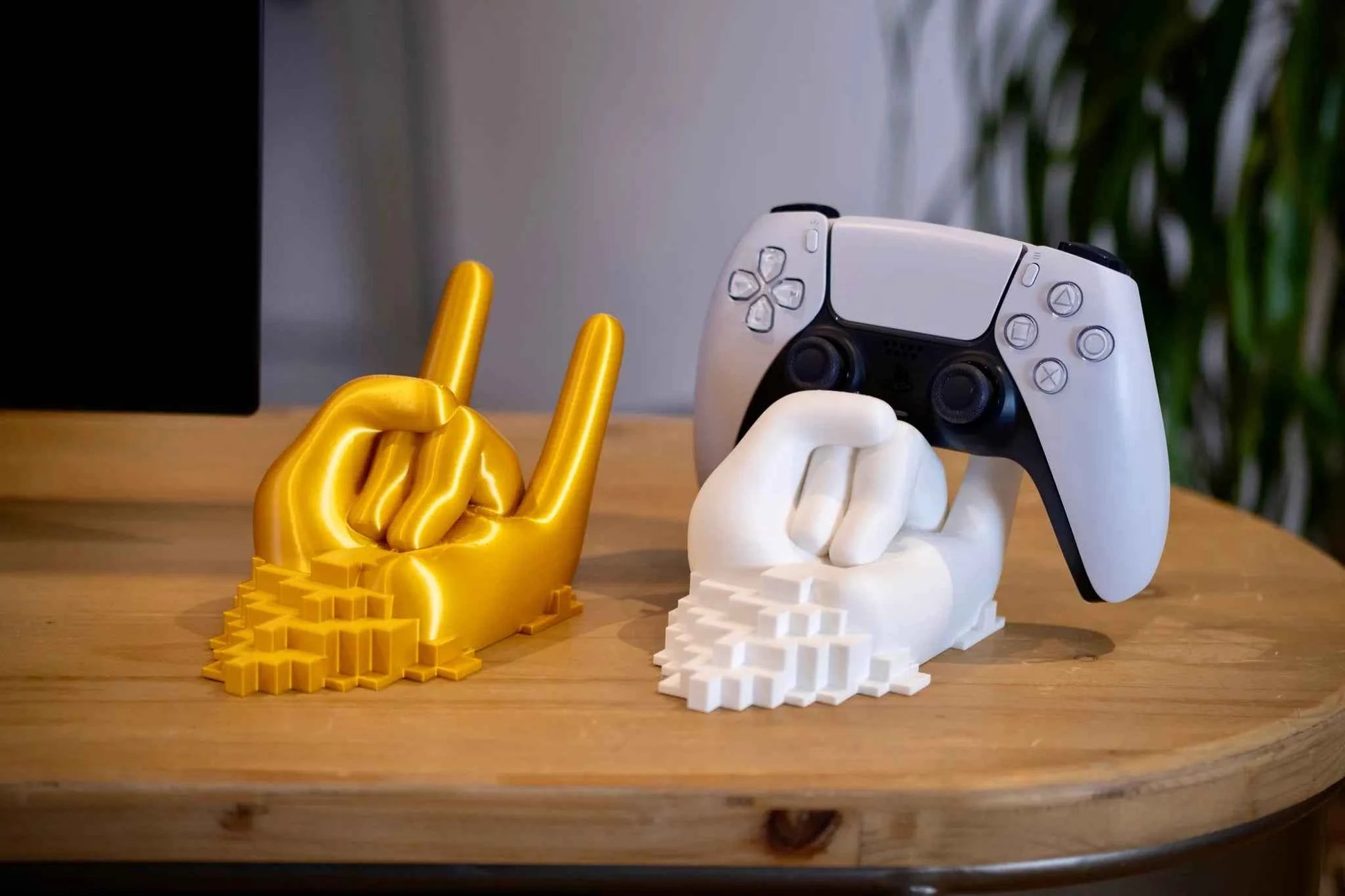 Hand Controller Stand for Ultimate Gaming Organization