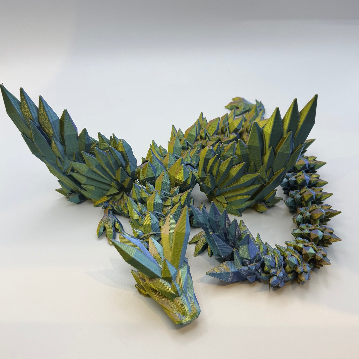 Stunning 68cm Articulated Dragon