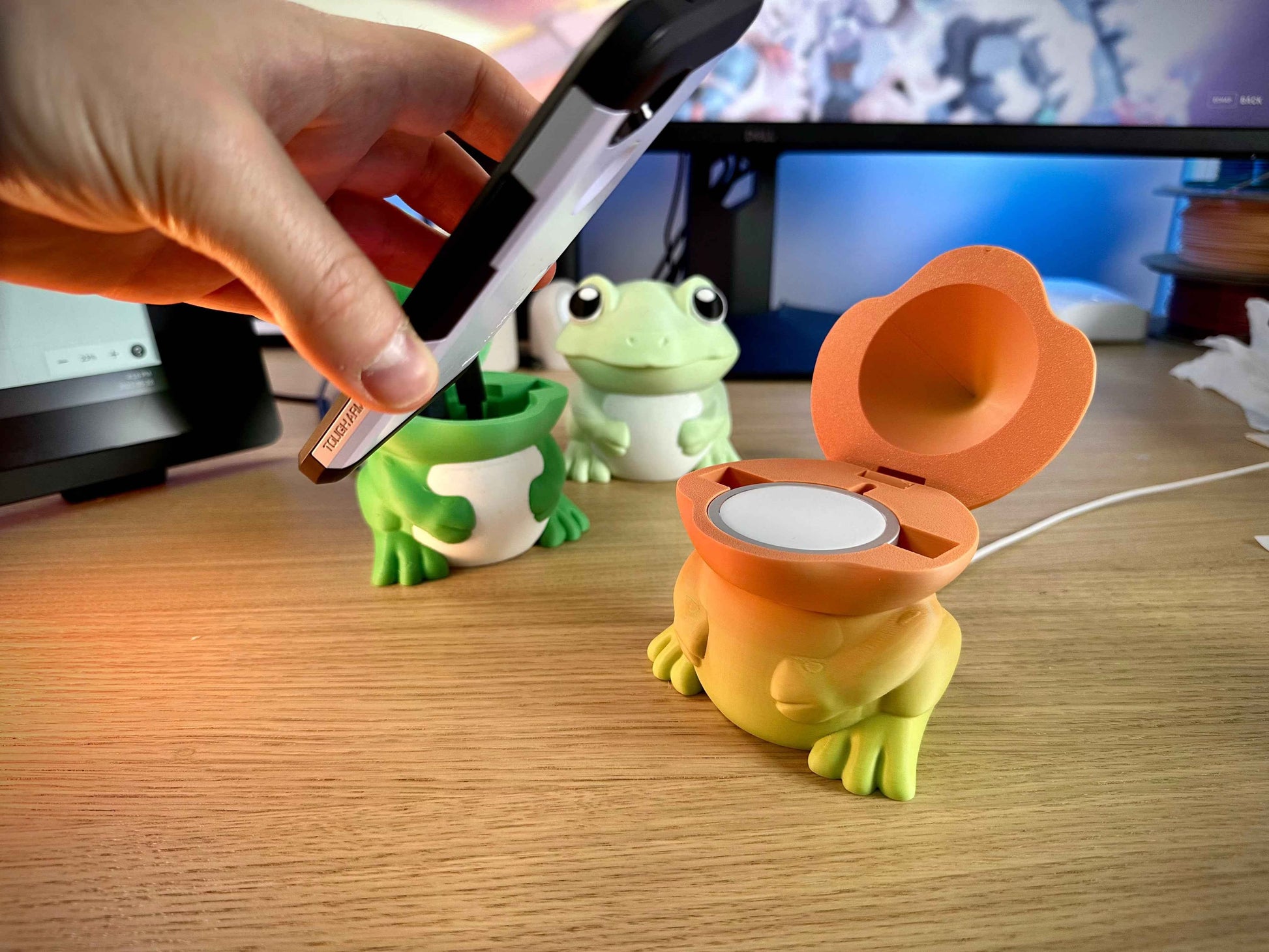 Frog Cable Holder - Single Colour for Tangle-Free Organization