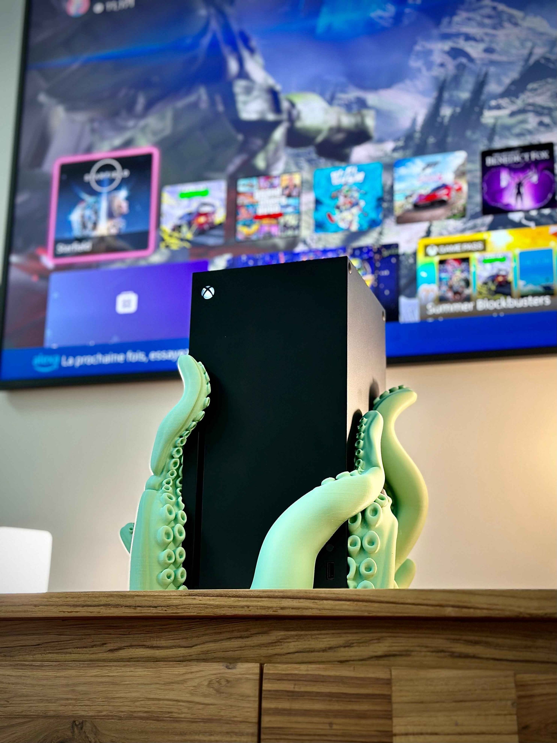 Xbox Series X Tentacle Dock - Enhance Your Gaming Setup