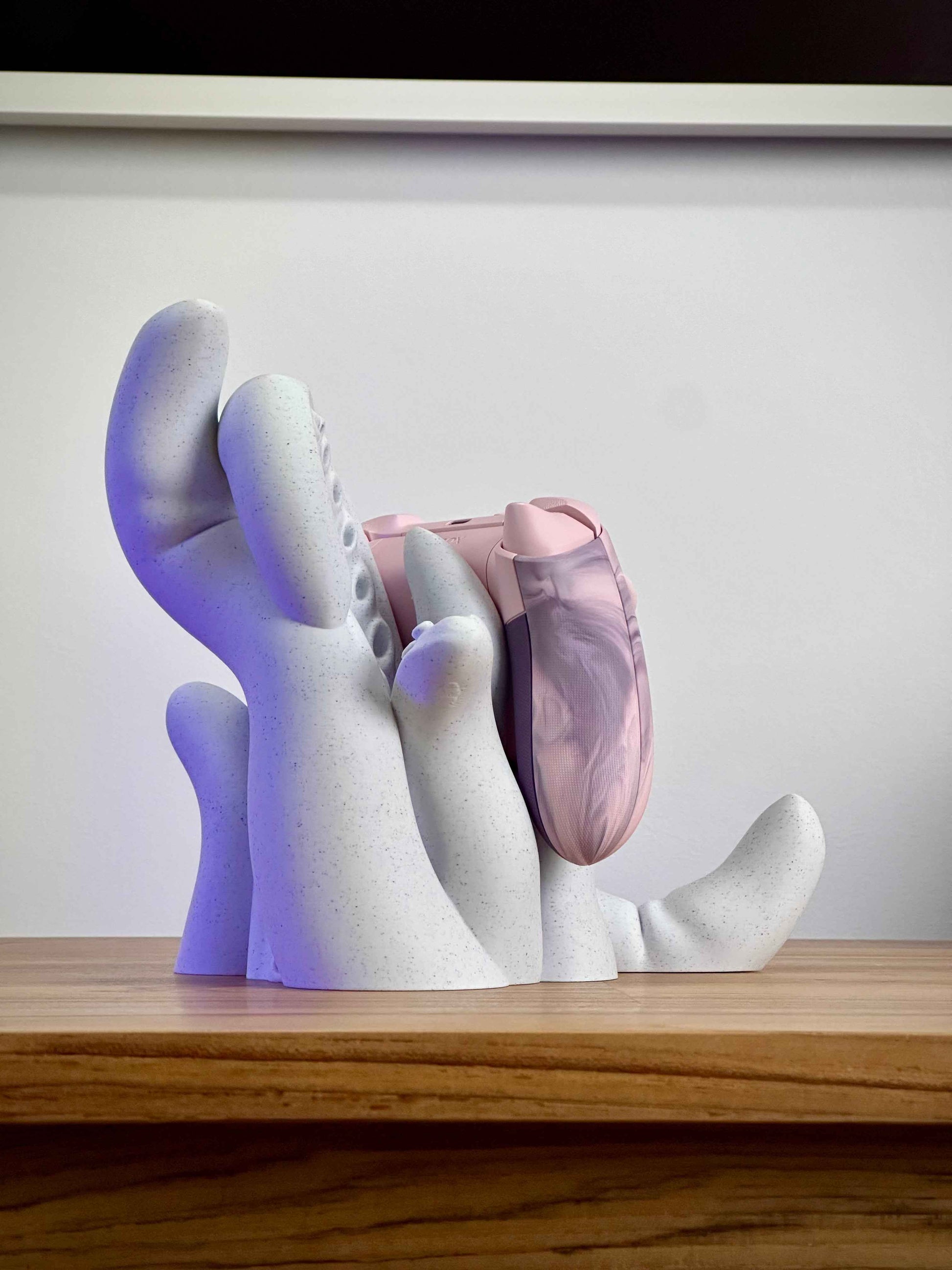 Tentacle Controller Stand for Ultimate Gaming Experience