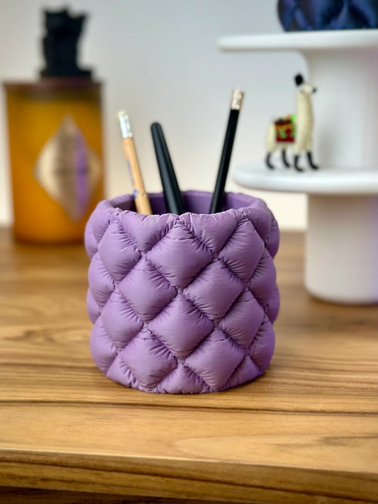 Air Hugger Pencil Cup