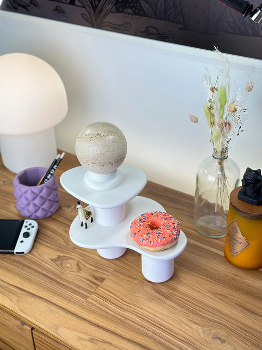 The Wavy Stand - A Modern Desk Shelf