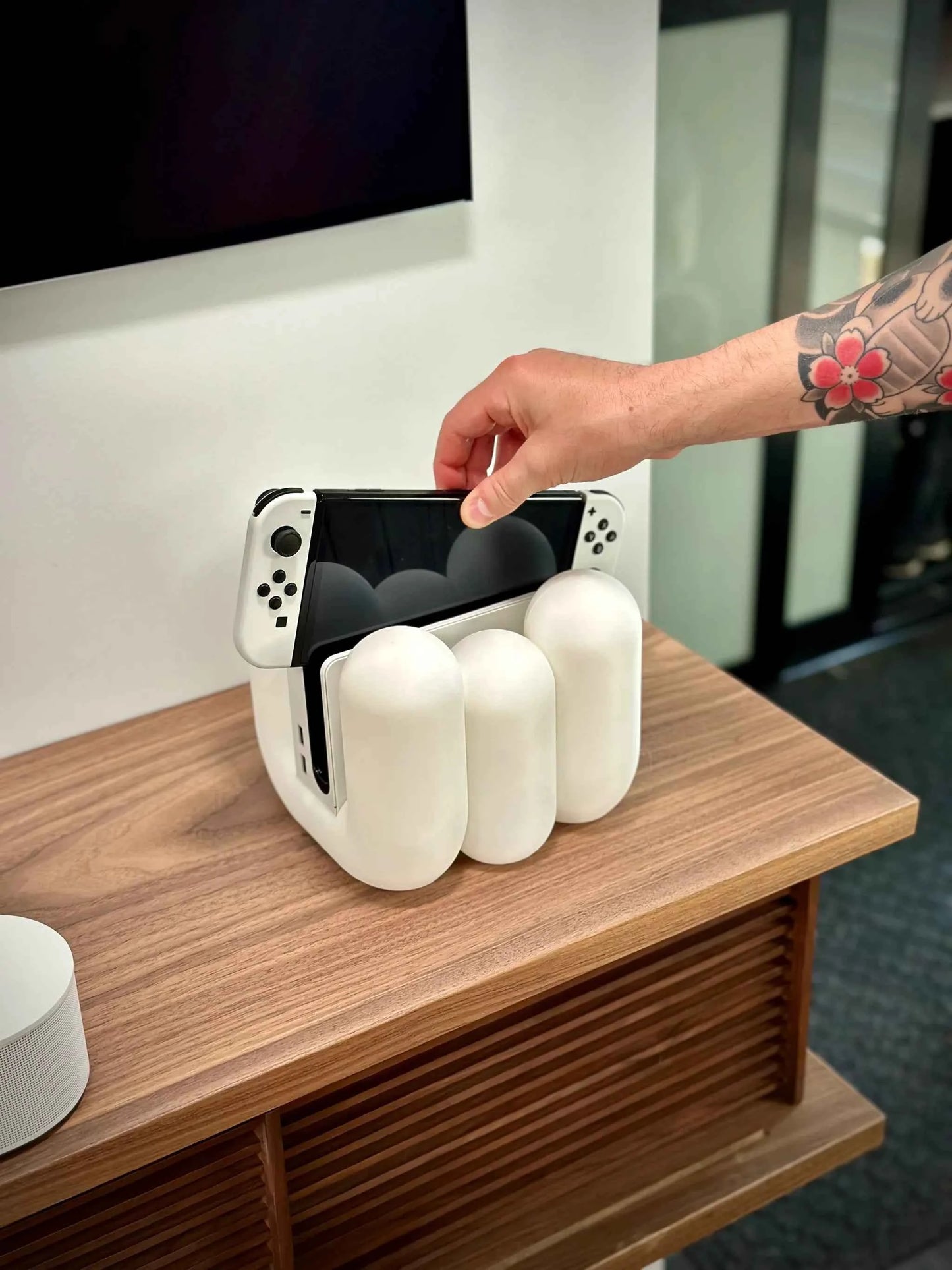 Switch Capsule Dock for Nintendo Switch OLED & Classic - Ultimate Gaming Charging Station