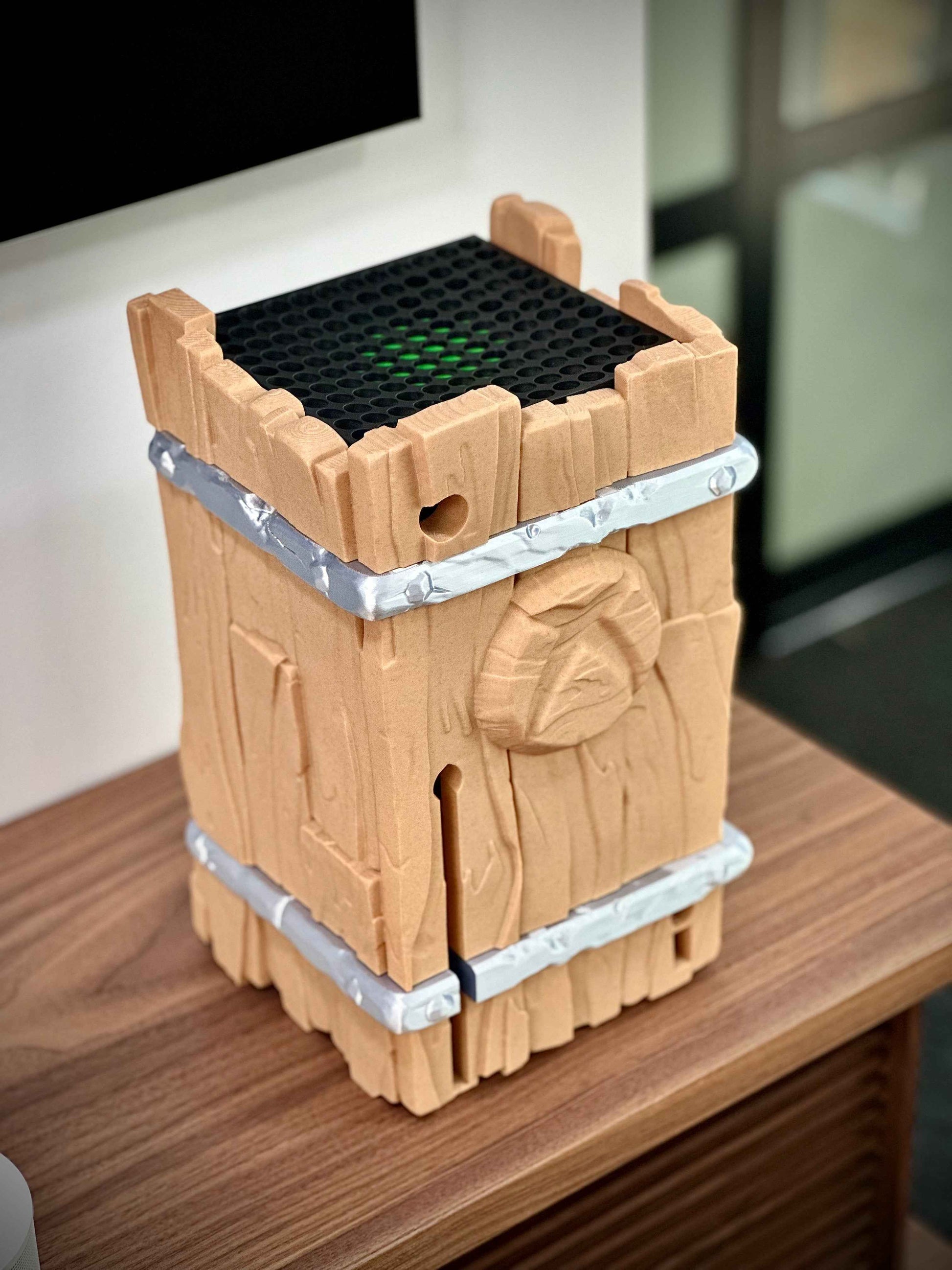 Xbox Series Wood Decor - Unique Gaming-Themed Home Accent