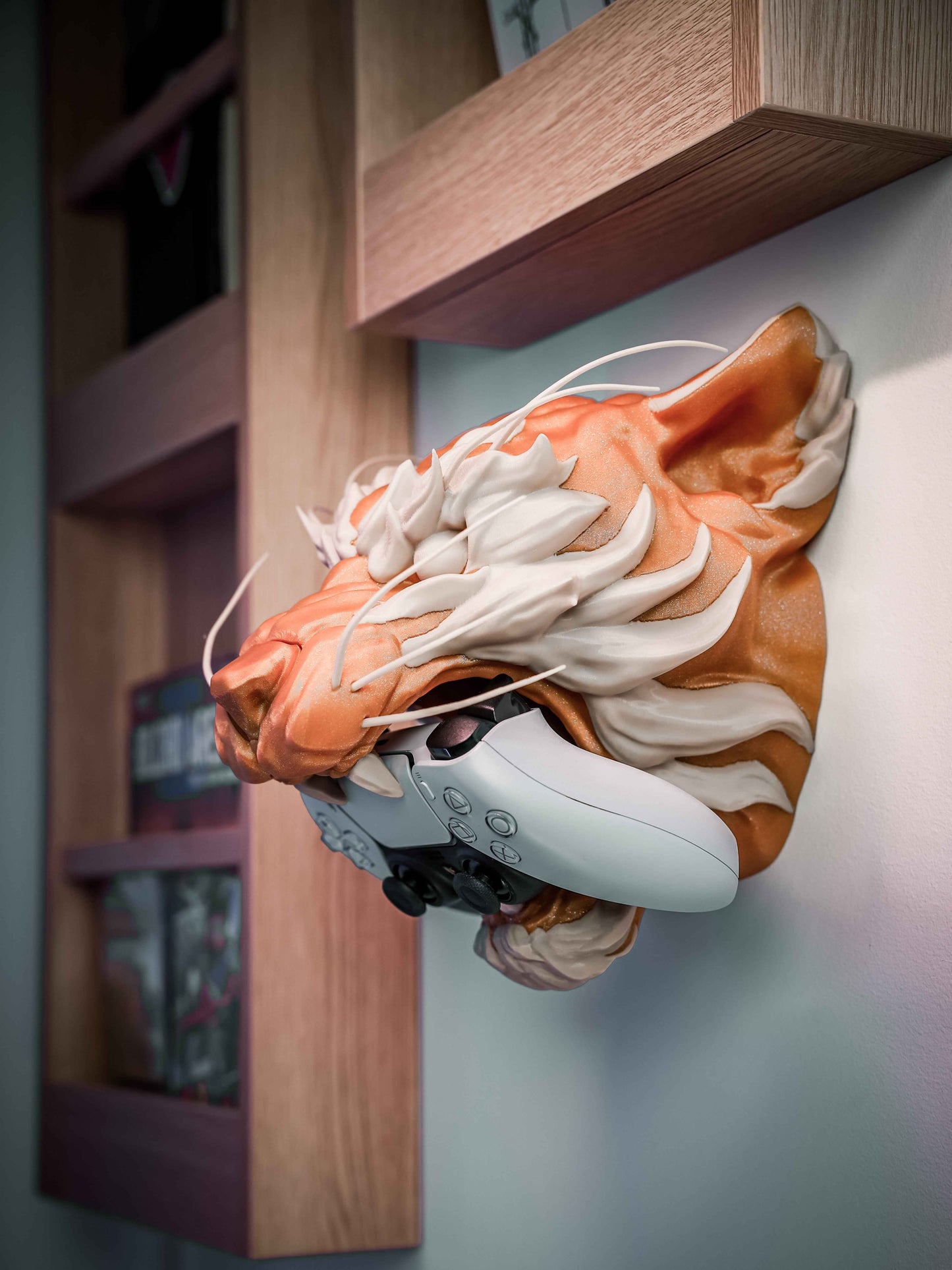 Tiger Gaming Controller Stand - The Ultimate Organizer for Your Gaming Gear