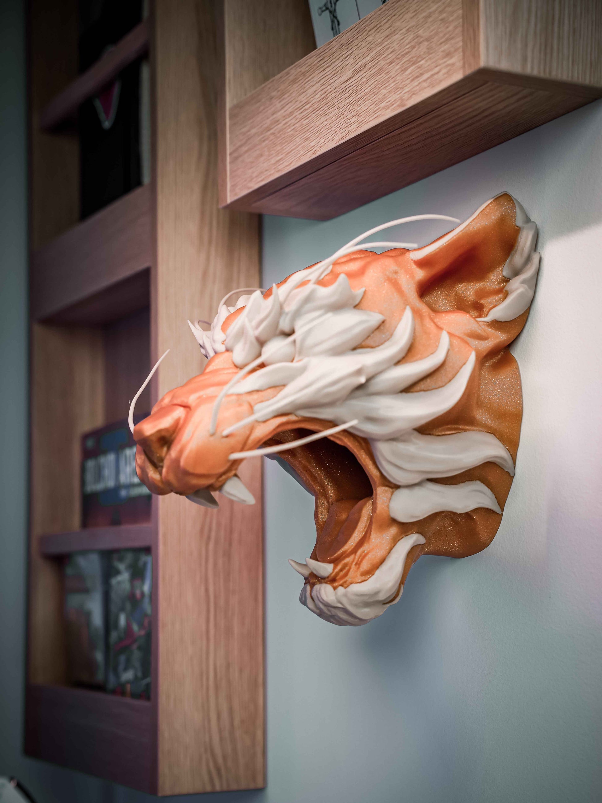 Tiger Gaming Controller Stand - The Ultimate Organizer for Your Gaming Gear